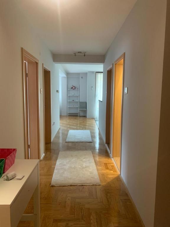 Cozy City Center Apartment بريزرن المظهر الخارجي الصورة