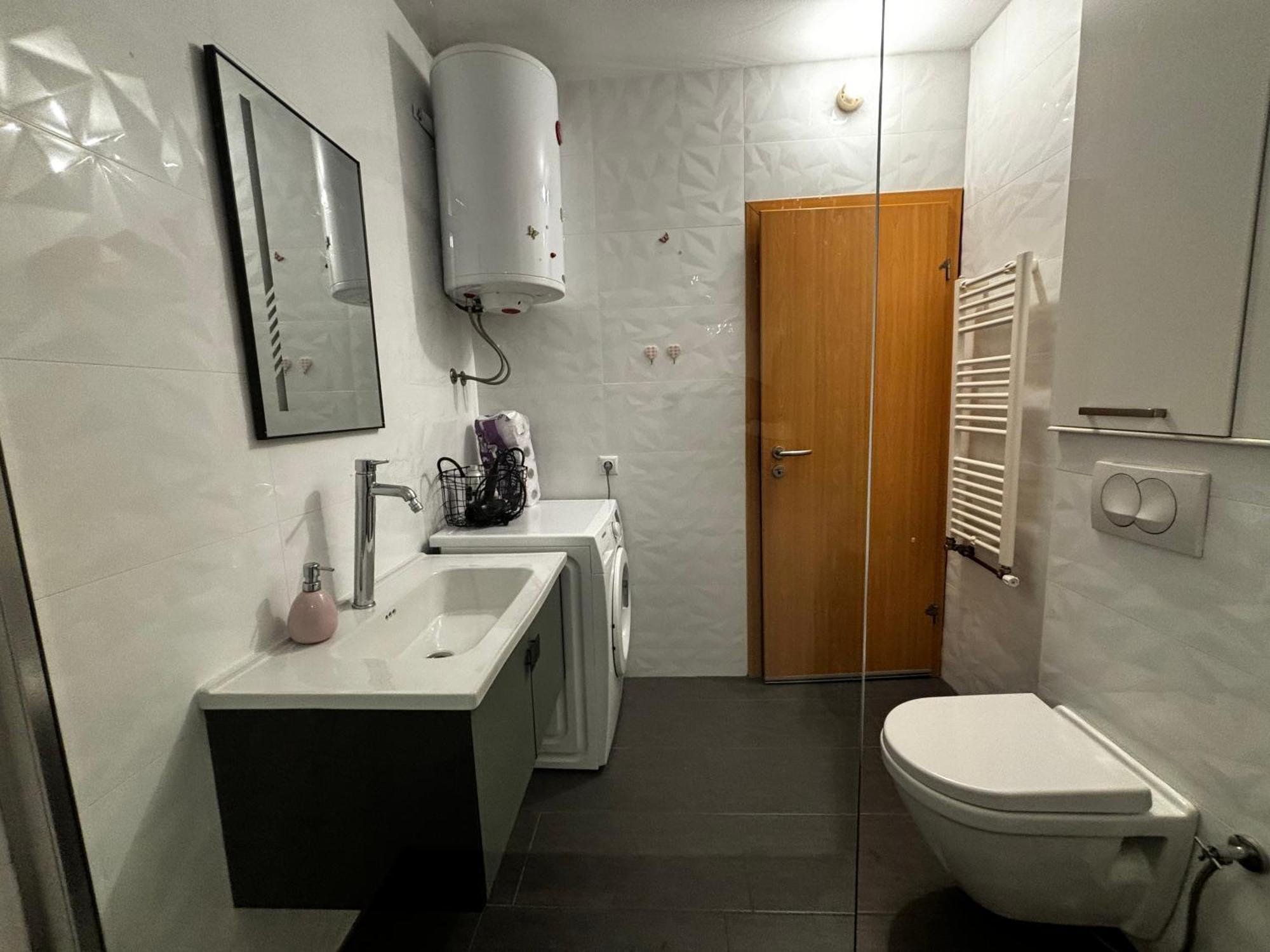 Cozy City Center Apartment بريزرن المظهر الخارجي الصورة